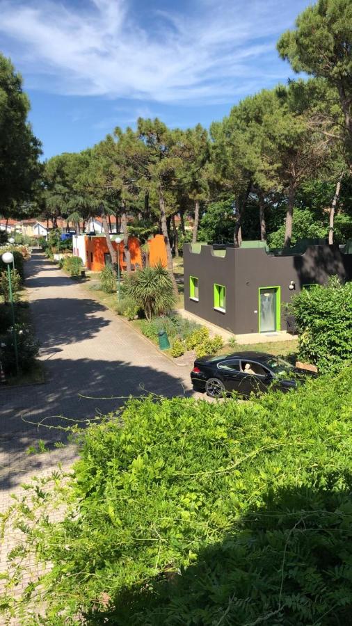 Villaggio Mithos Misano Adriatico Bagian luar foto