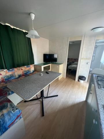 Villaggio Mithos Misano Adriatico Bagian luar foto